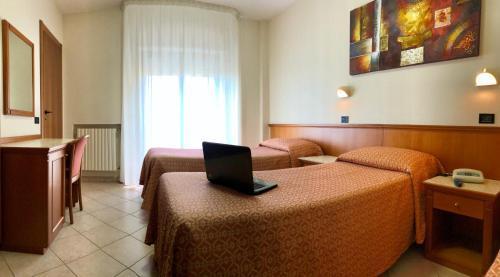 Hotel Sollievo Сан-Джованні-Ротондо Екстер'єр фото