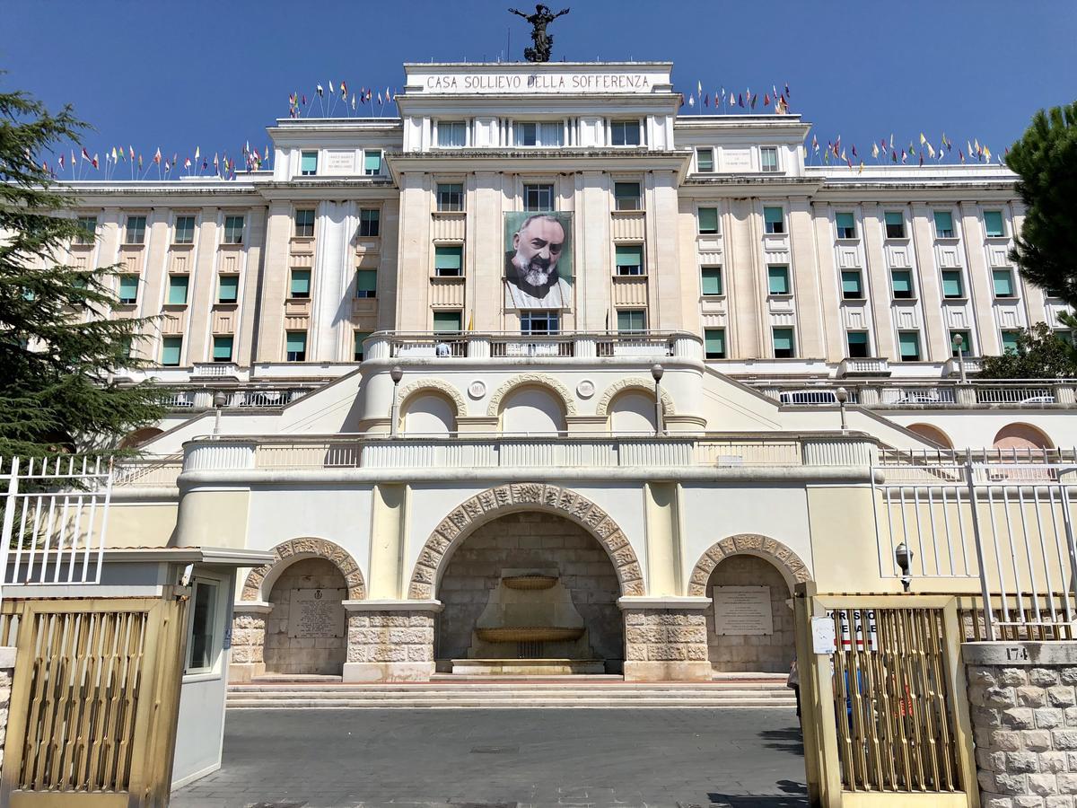Hotel Sollievo Сан-Джованні-Ротондо Екстер'єр фото
